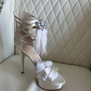Enzo Angiolini Cream Strappy Heels with Feather and Jewel
